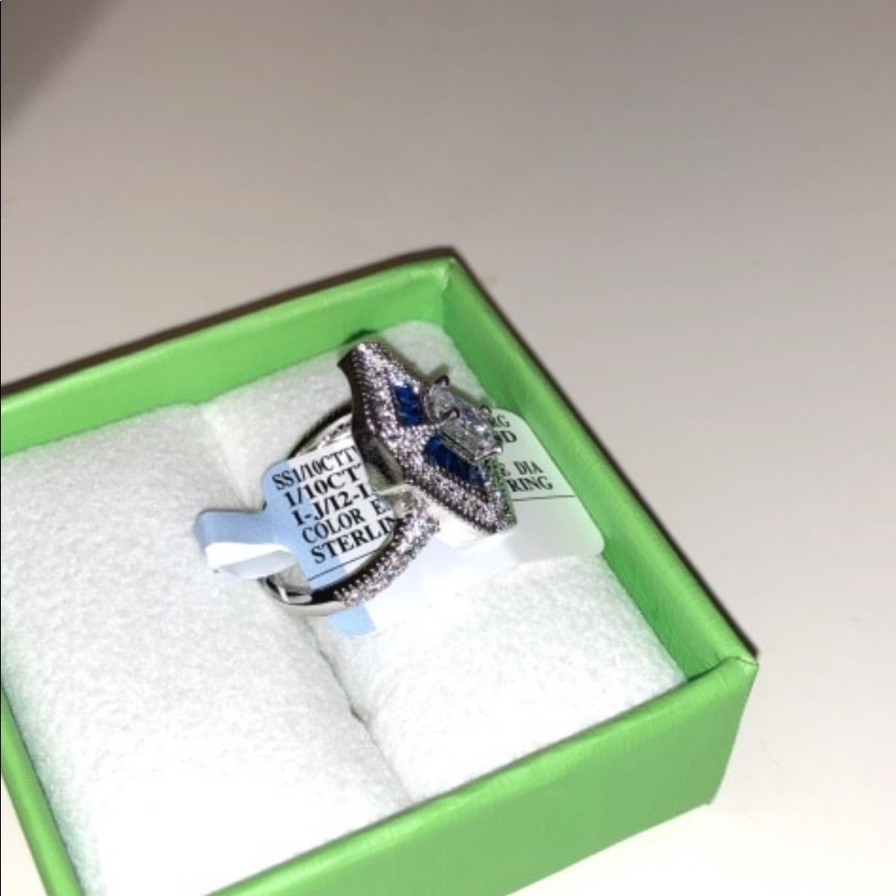 Silver ring - Picture 3 of 4